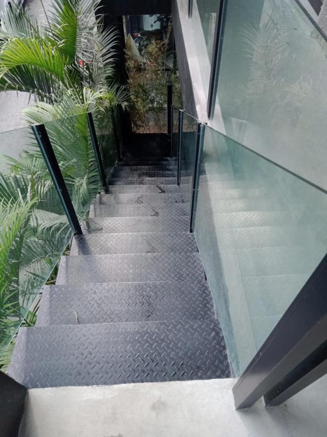 Escotel Krisnantara 坎古 外观 照片